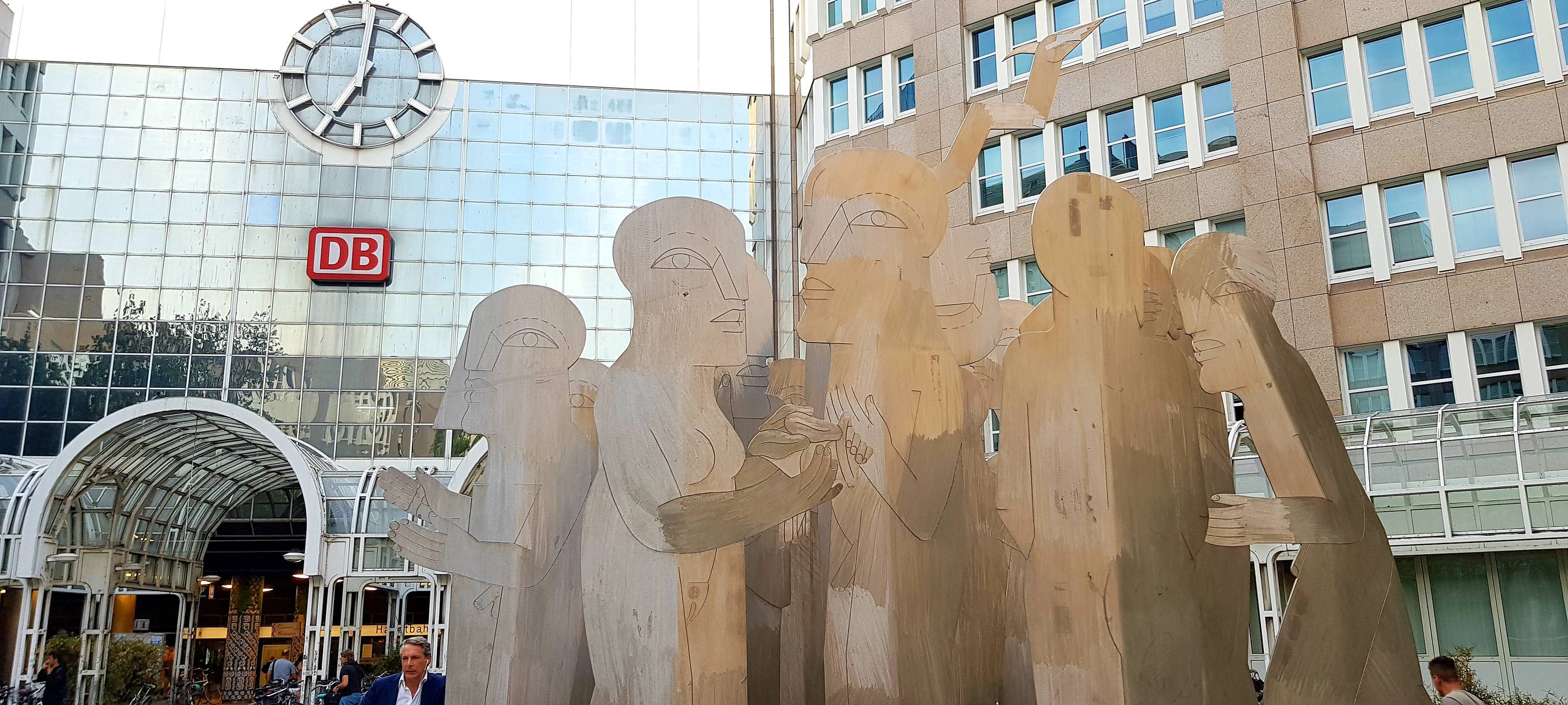 Corona: Deutsche Bahn fährt normal