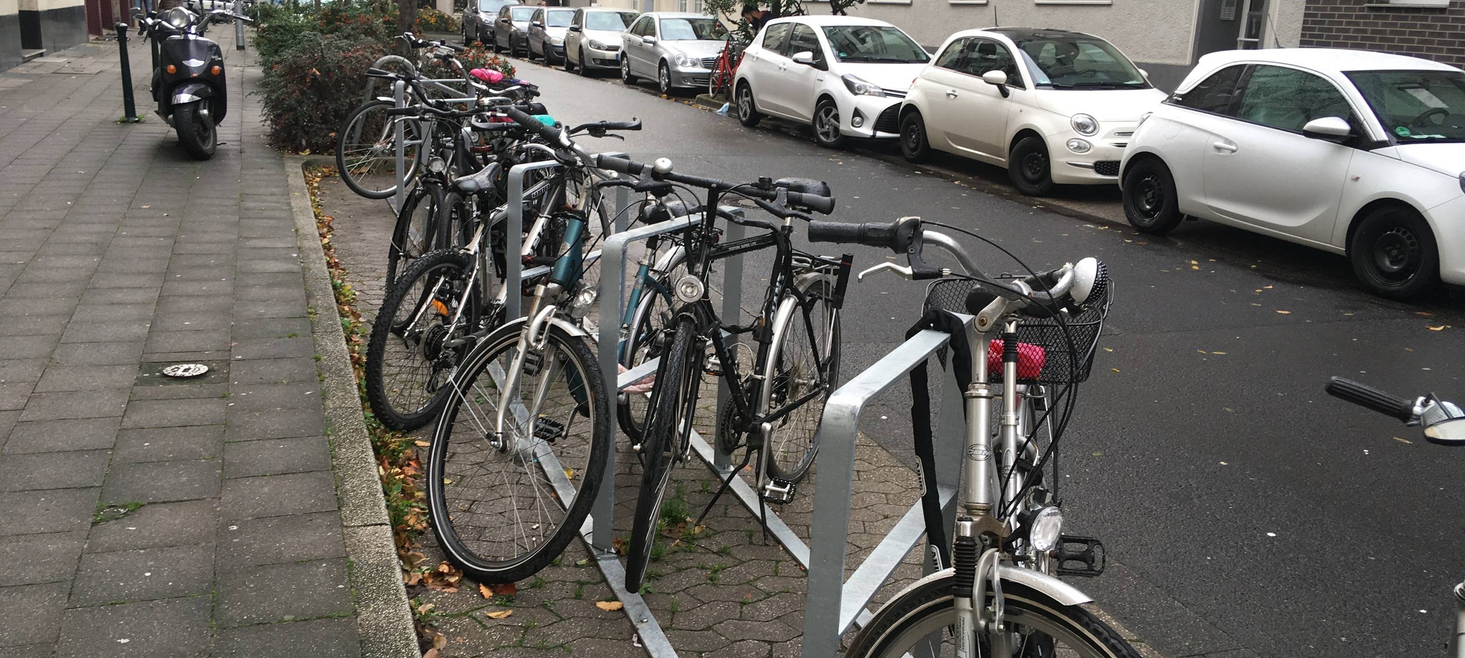 Mehr Abstellplätze für Fahrräder