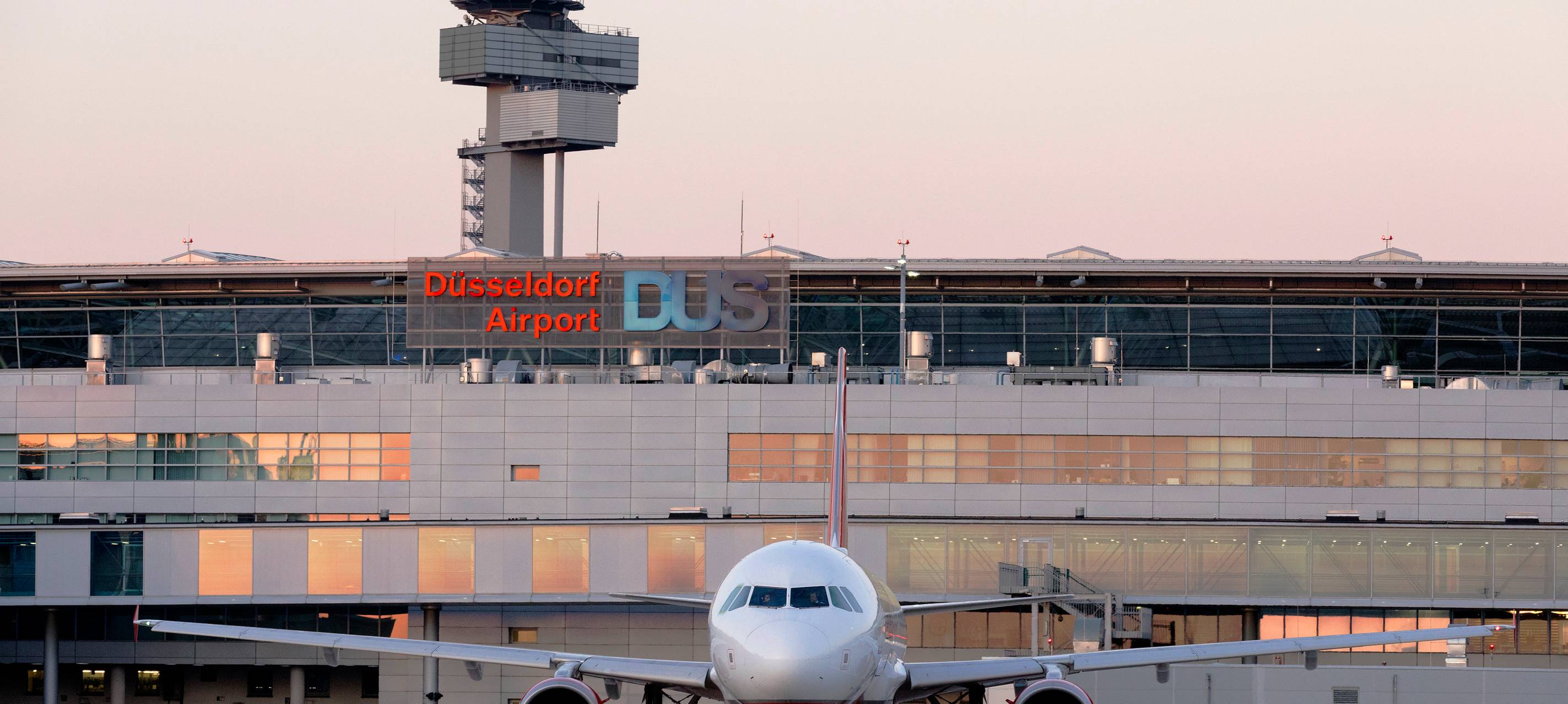 Düsseldorf: Flughafen stemmt sich gegen Krise