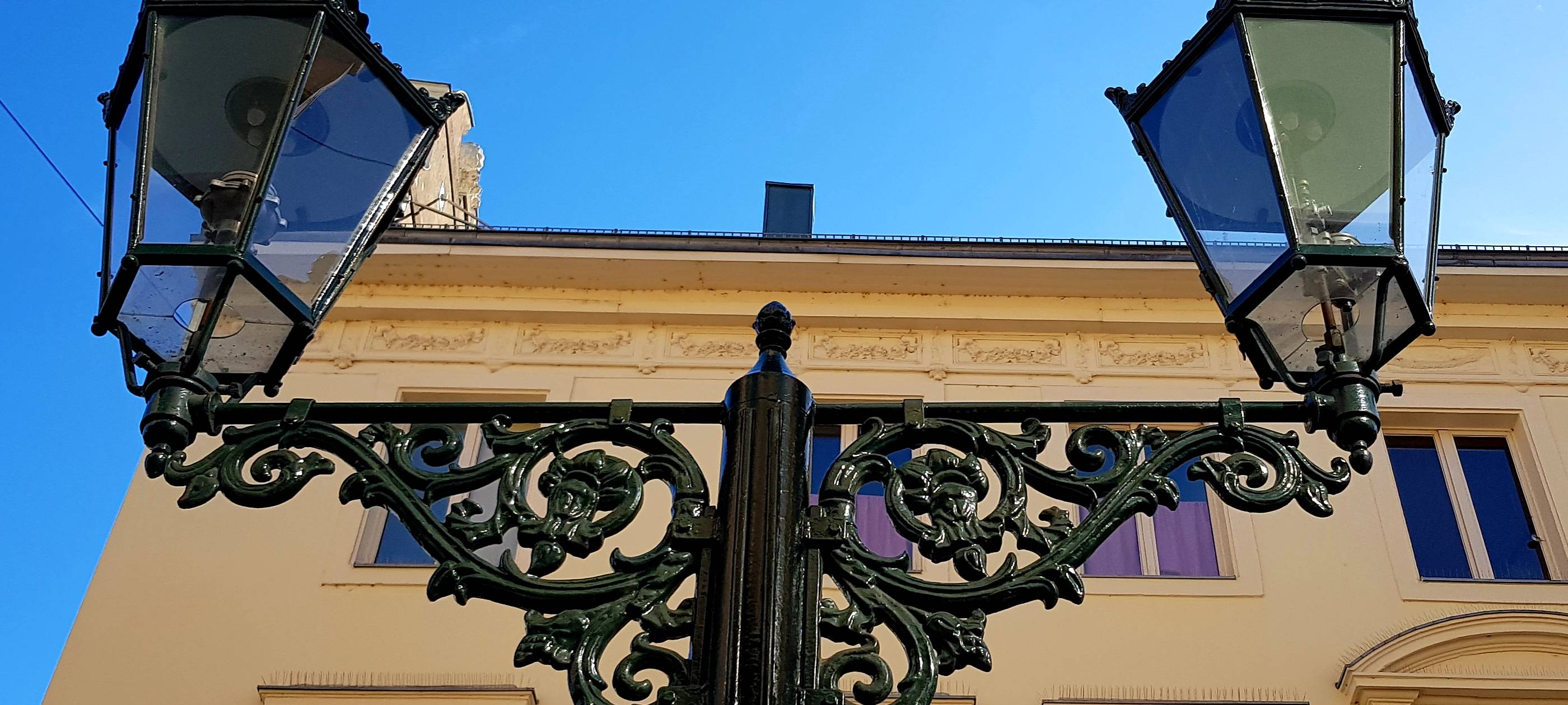 Düsseldorfer Gaslaternen: Stimmen aus der Politik