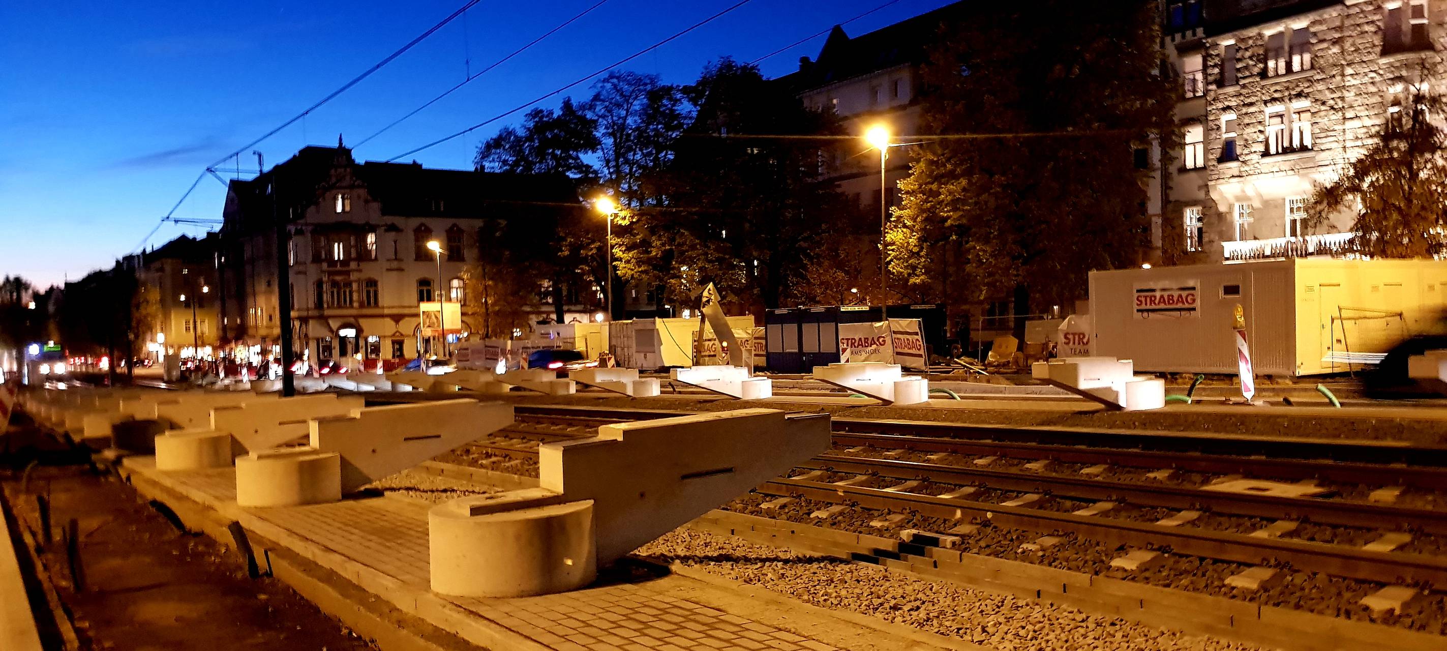 Düsseldorf - Oberleitungsarbeiten bei der U79