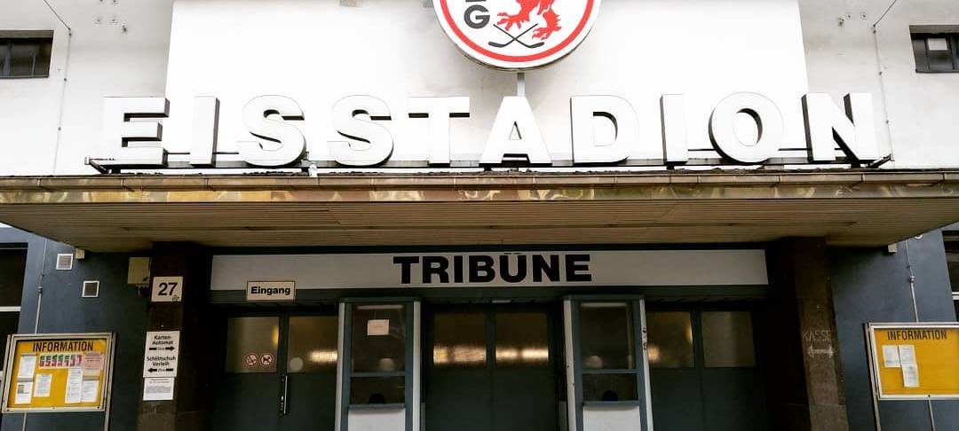 Eislaufen an der Düsseldorfer Brehmstraße wieder möglich