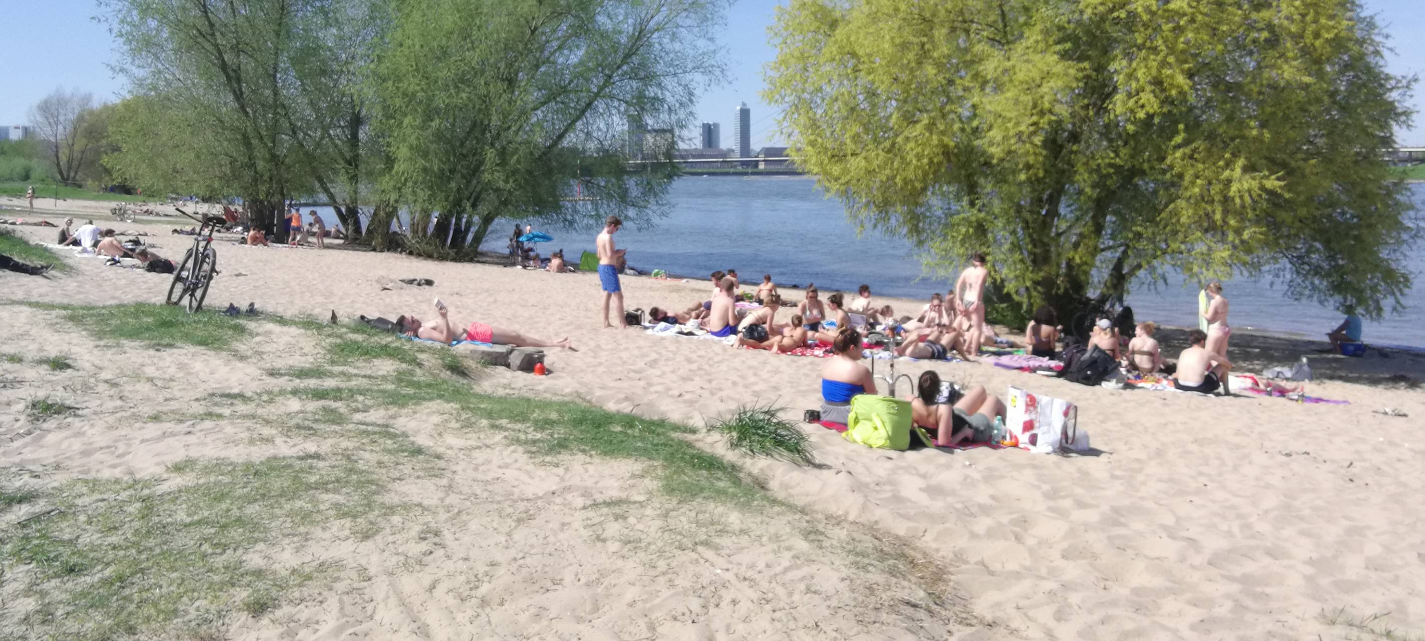 Brücke am Paradiesstrand: Radfahrer müssen weiter schieben