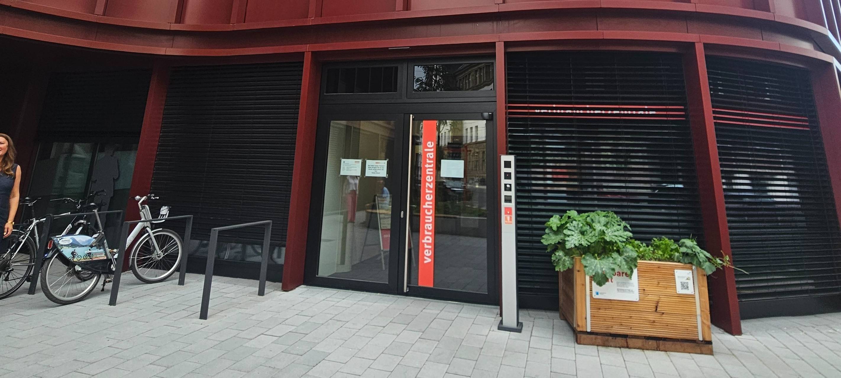 Eingang zur Beratungsstelle der Verbraucherzentrale NRW