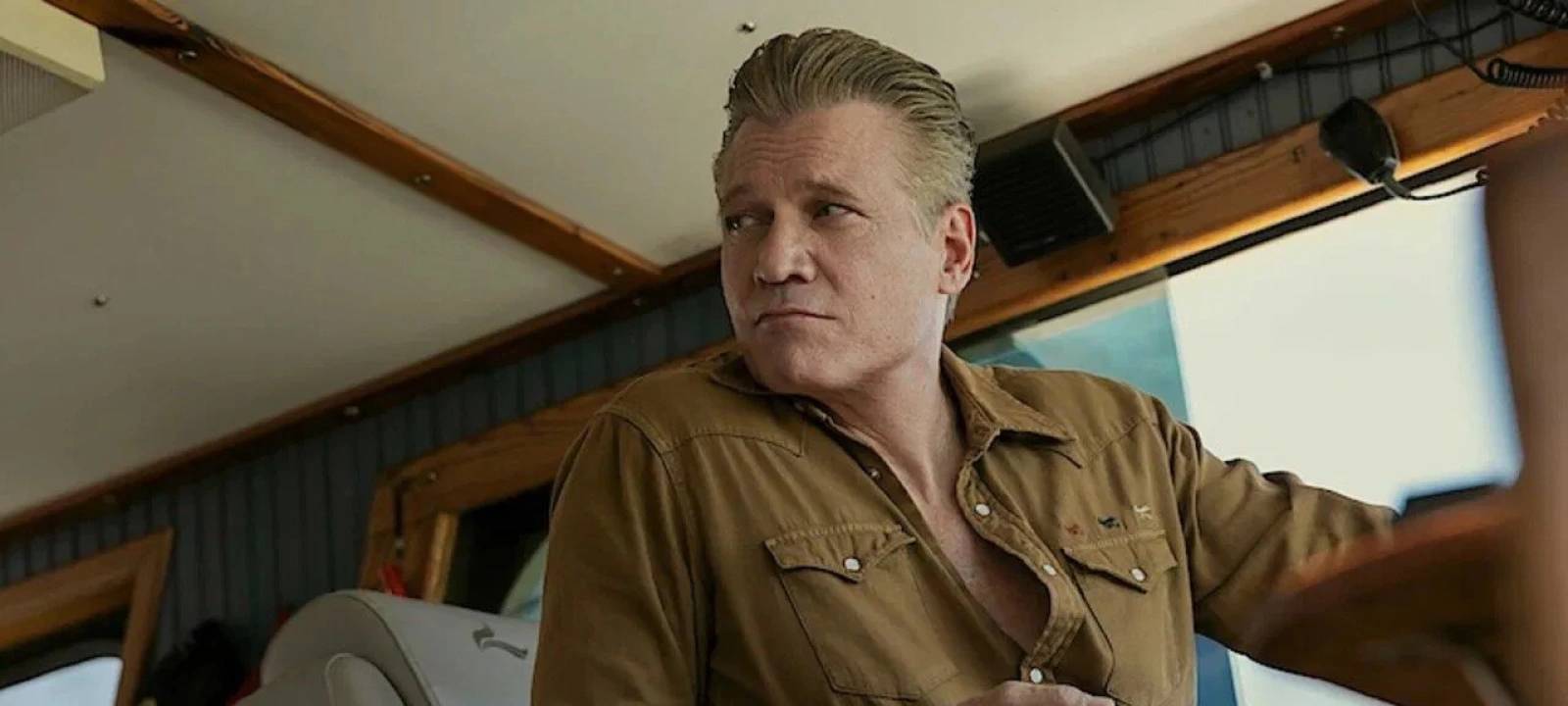 Harlan verstrickt sich in dubiose Geschäfte.