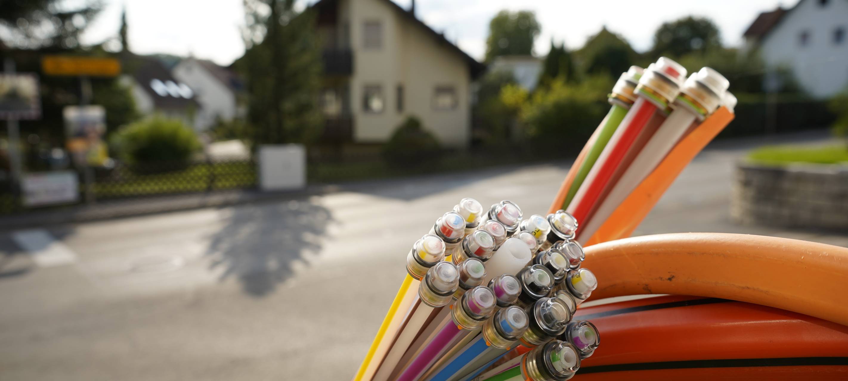 Glasfaserkabel auf einer Baustelle. Kurz vor der Verlegung.
