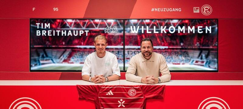 Tim Breithaupt und Fortuna-Sportdirektor Christian Weber