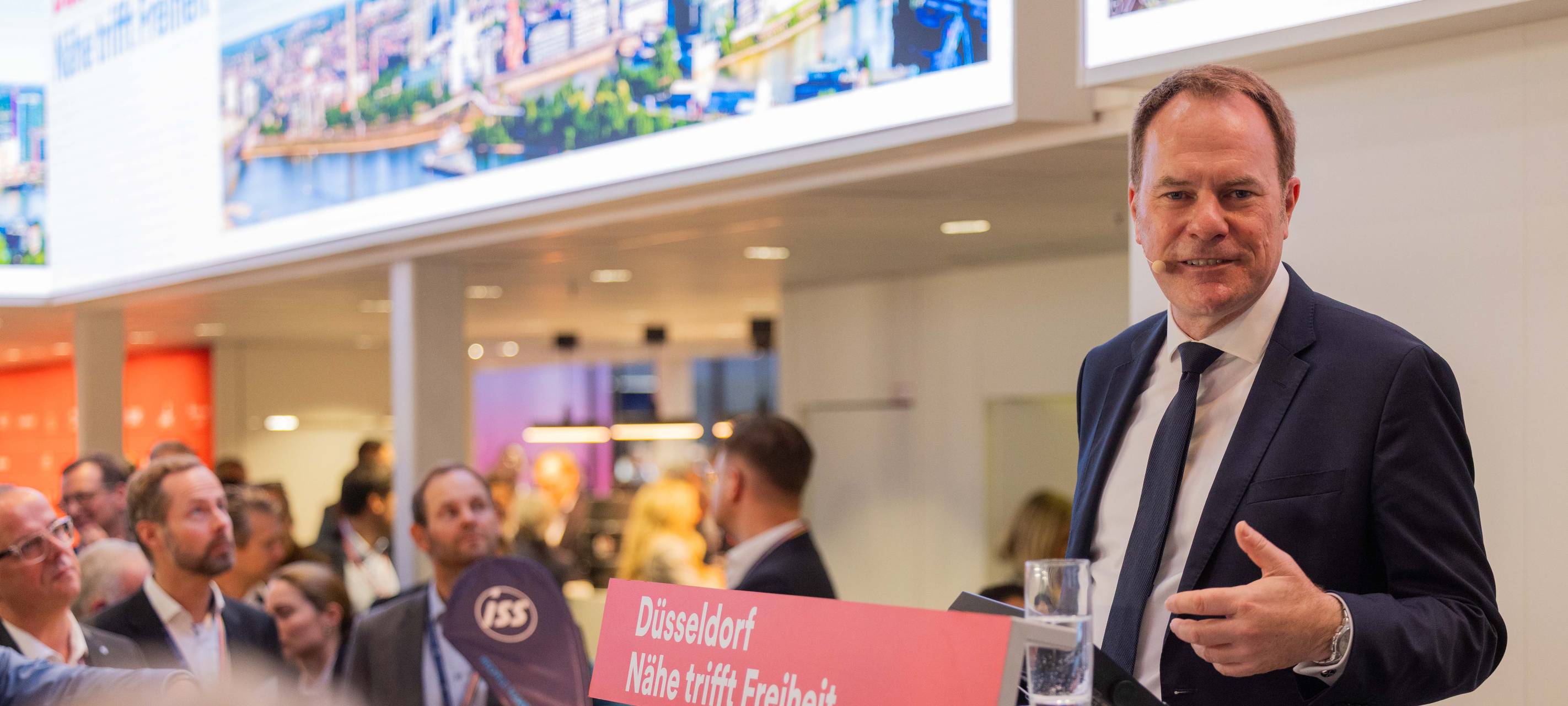 Oberbürgermeister Stephan Keller bei seinem Vortrag auf der Expo Real 2025 in München.