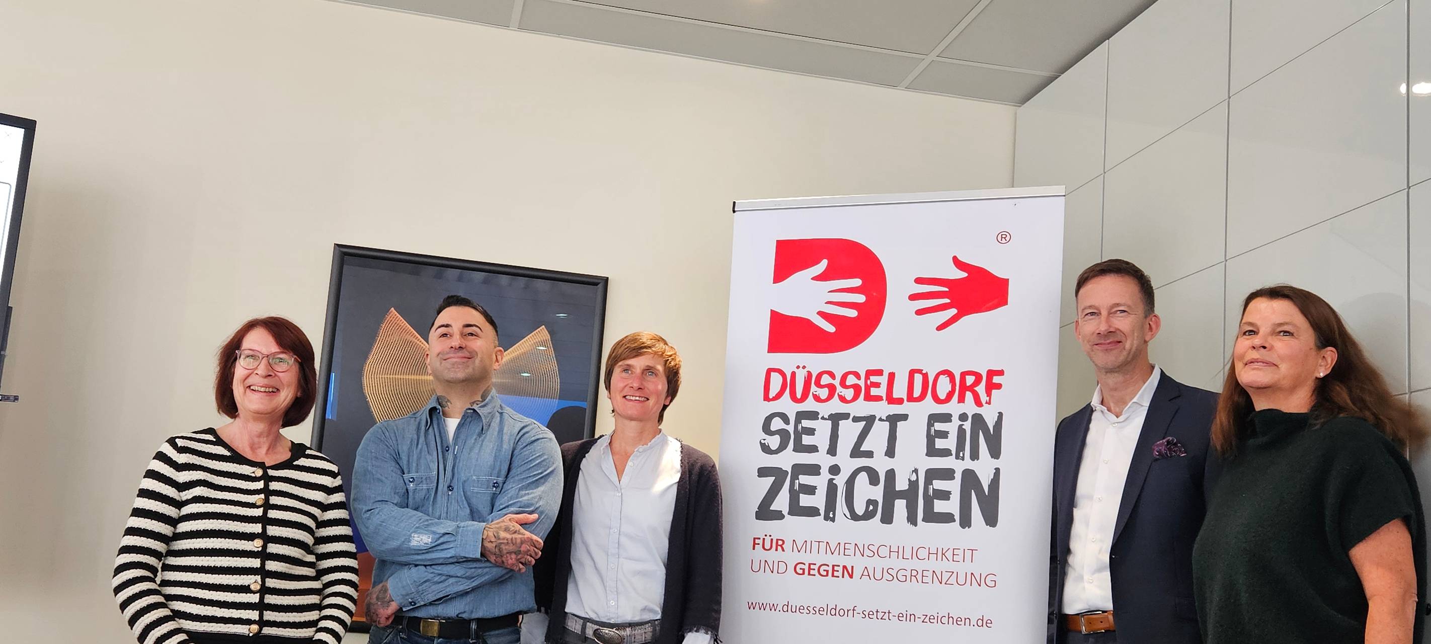 Die Botschafter und Botschafterinnen der diesjährigen ‚Düsseldorf setzt ein Zeichen‘-Kampagne.
