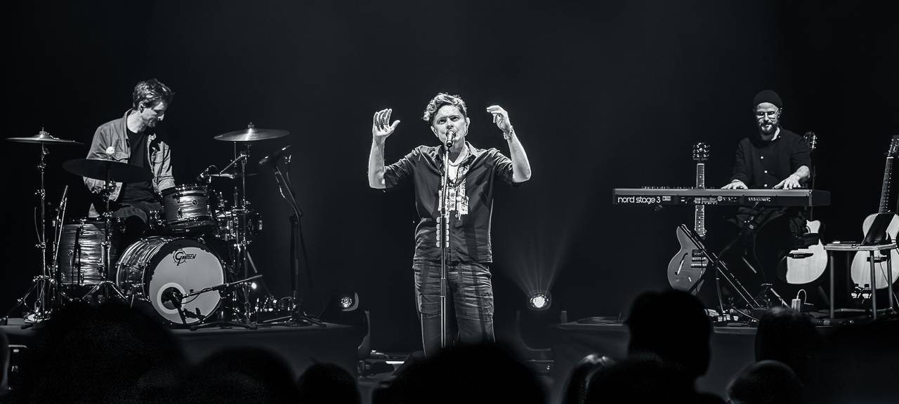 Lichtblicke Weihnachtskonzert: Über 165.000 Euro für den guten Zweck! - Michael Patrick Kelly hautnah