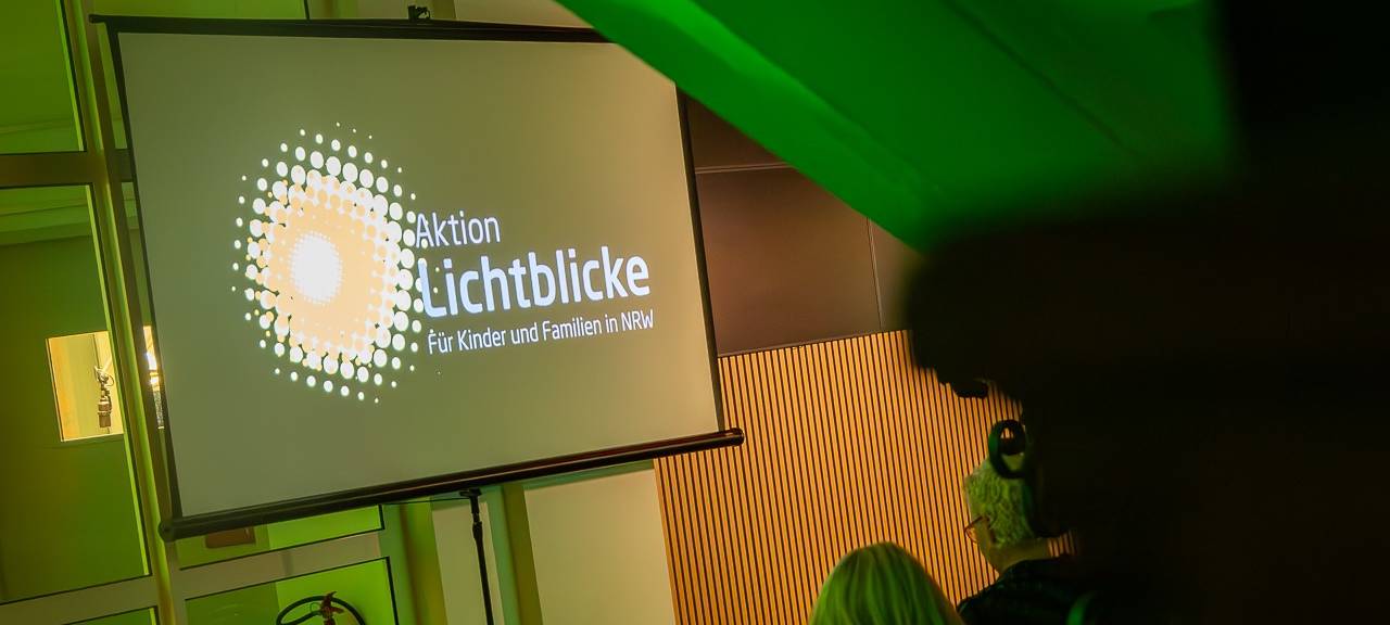 Leon Windscheidt – hautnah: Ein unvergesslicher Abend für Aktion Lichtblicke