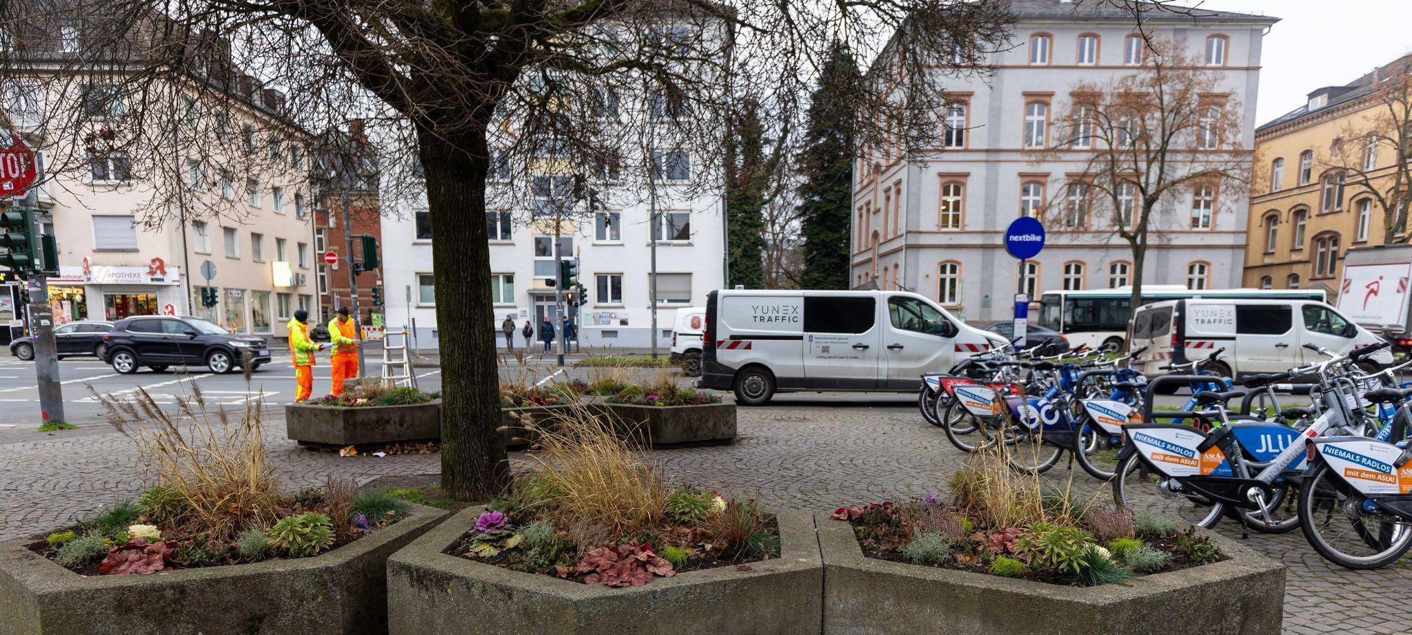 Mann verletzt mit Auto in Gießen mehrere Menschen