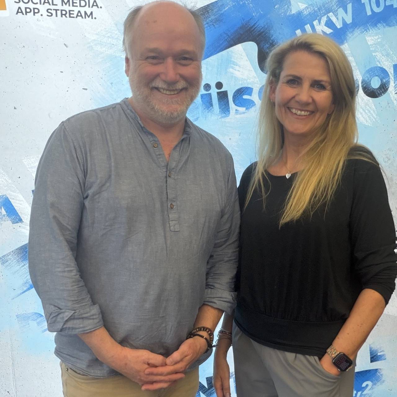 Claudia Monréal, Moderatorin bei Antenne Düsseldorf mit Kabarettist Martin Maier-Bode