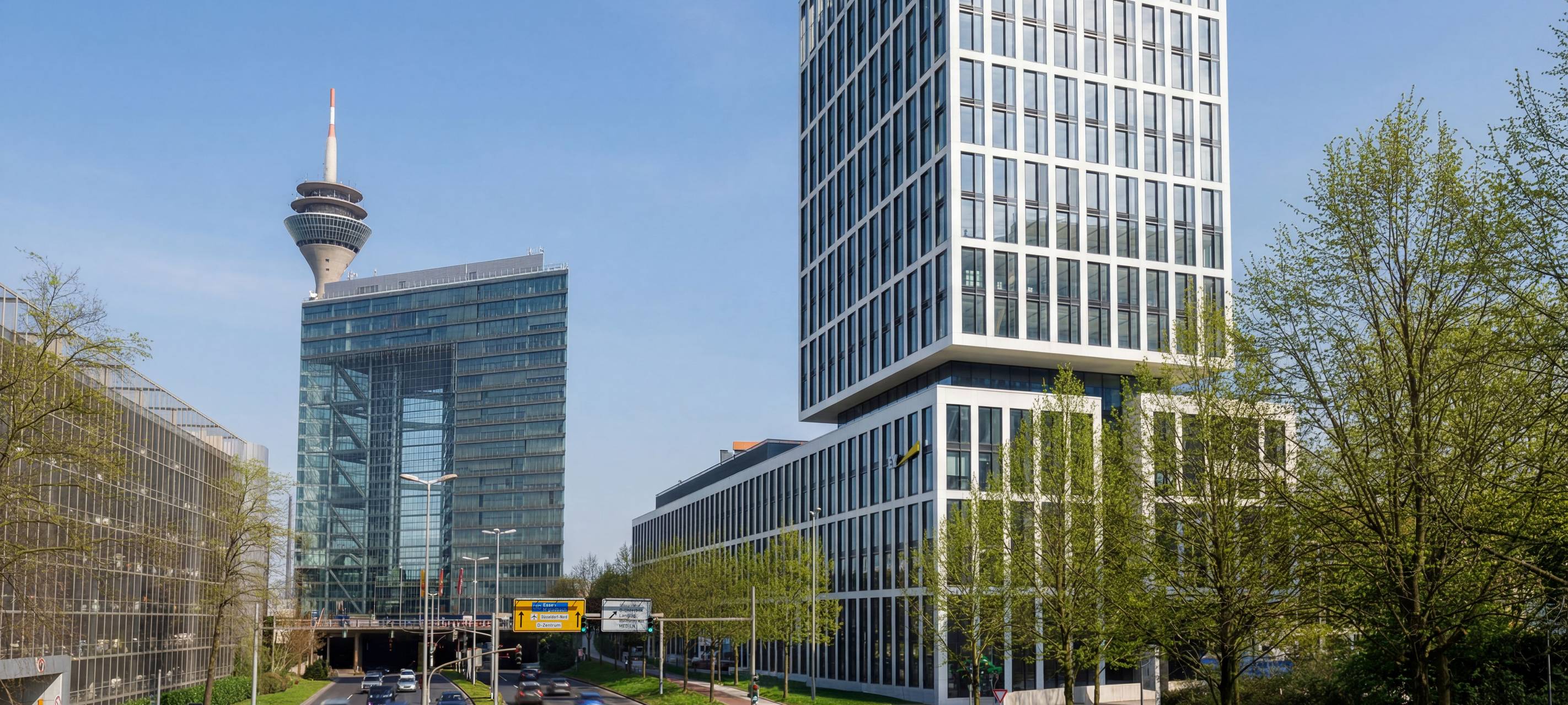 Das neue Gebäude OFFICEHOME Rise an der Völklinger Straße.
