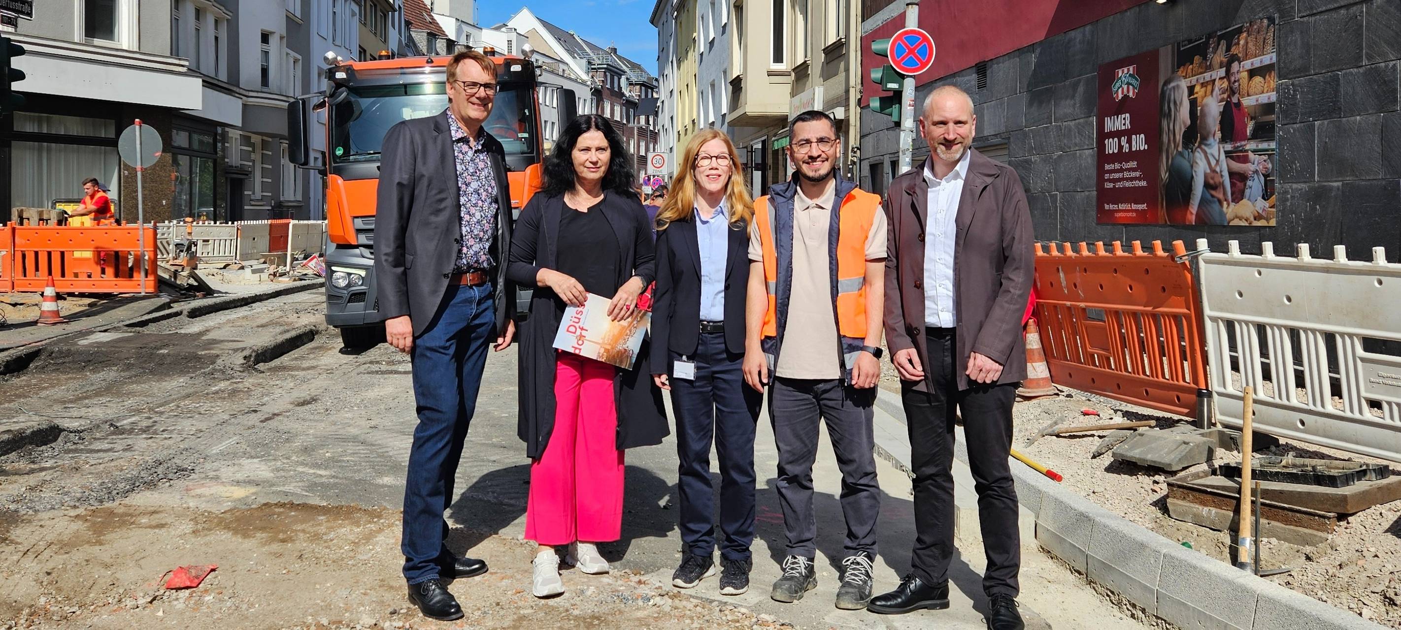 Baustelle auf der Suitbertusstraße.