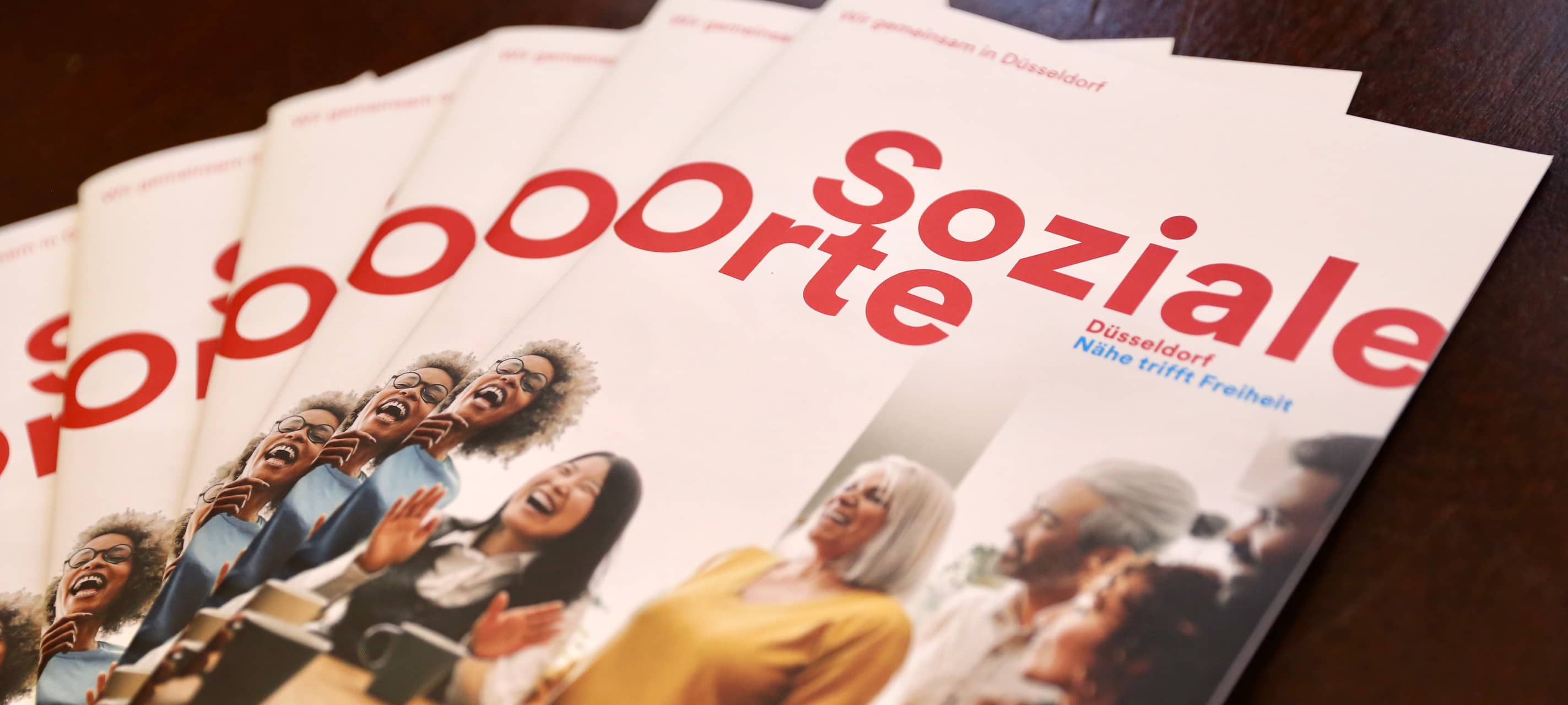 Eine neue Broschüre unter dem Titel "Soziale Orte - Wir gemeinsam in Düsseldorf" des Amtes für Soziales und Jugend zeigt die Vielfalt der Begegnungsorte für Bürgerinnen und Bürger in der Landeshauptstadt Düsseldorf.