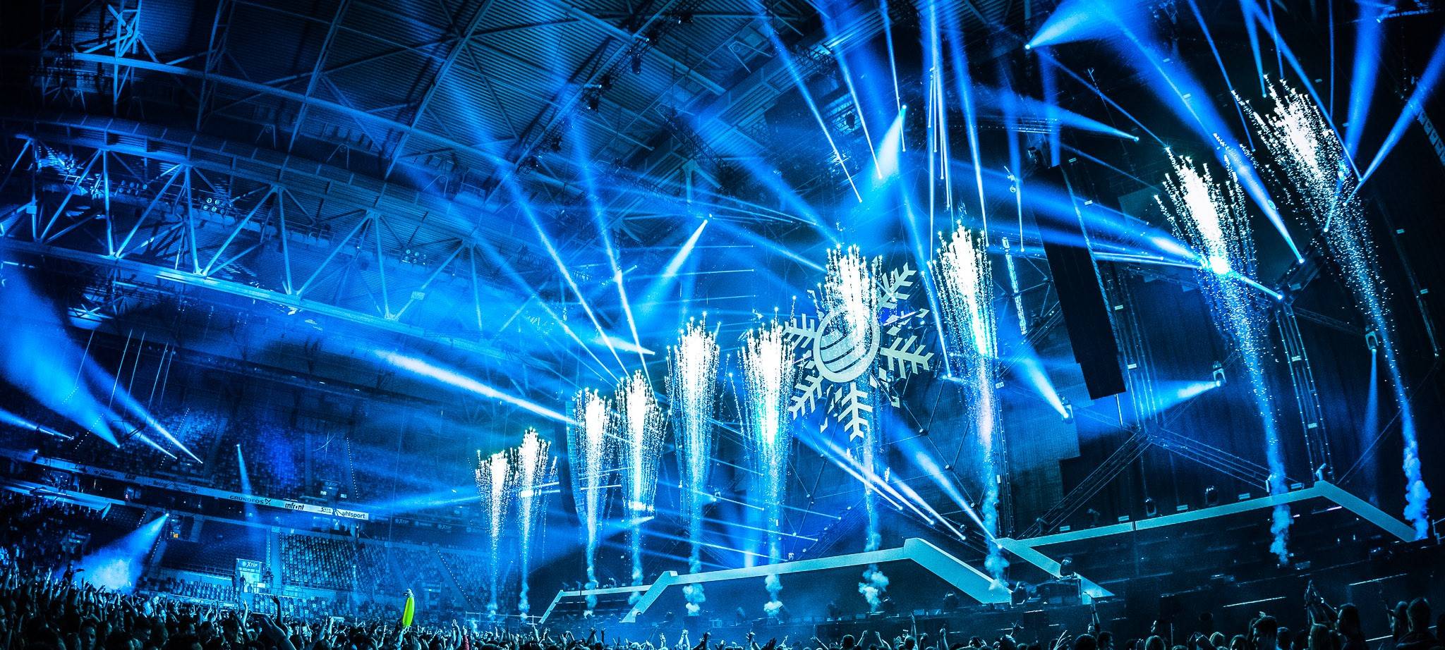 WORLD CLUB DOME in Düsseldorf-Stockum