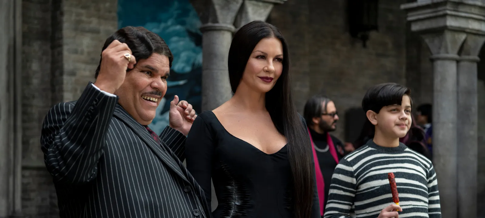 Die Familie Addams mit Sohn Pugsley.