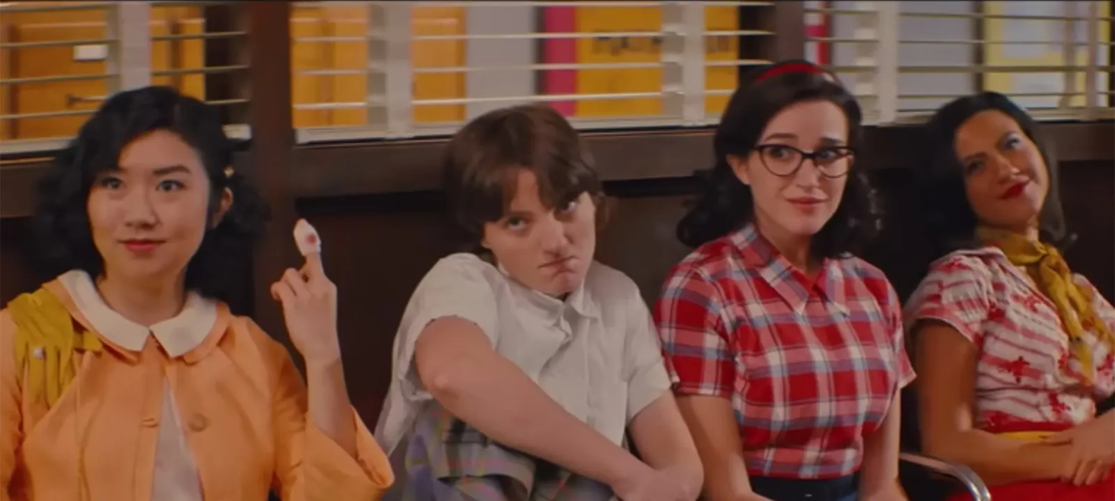 Die vier Mädels halten zusammen.