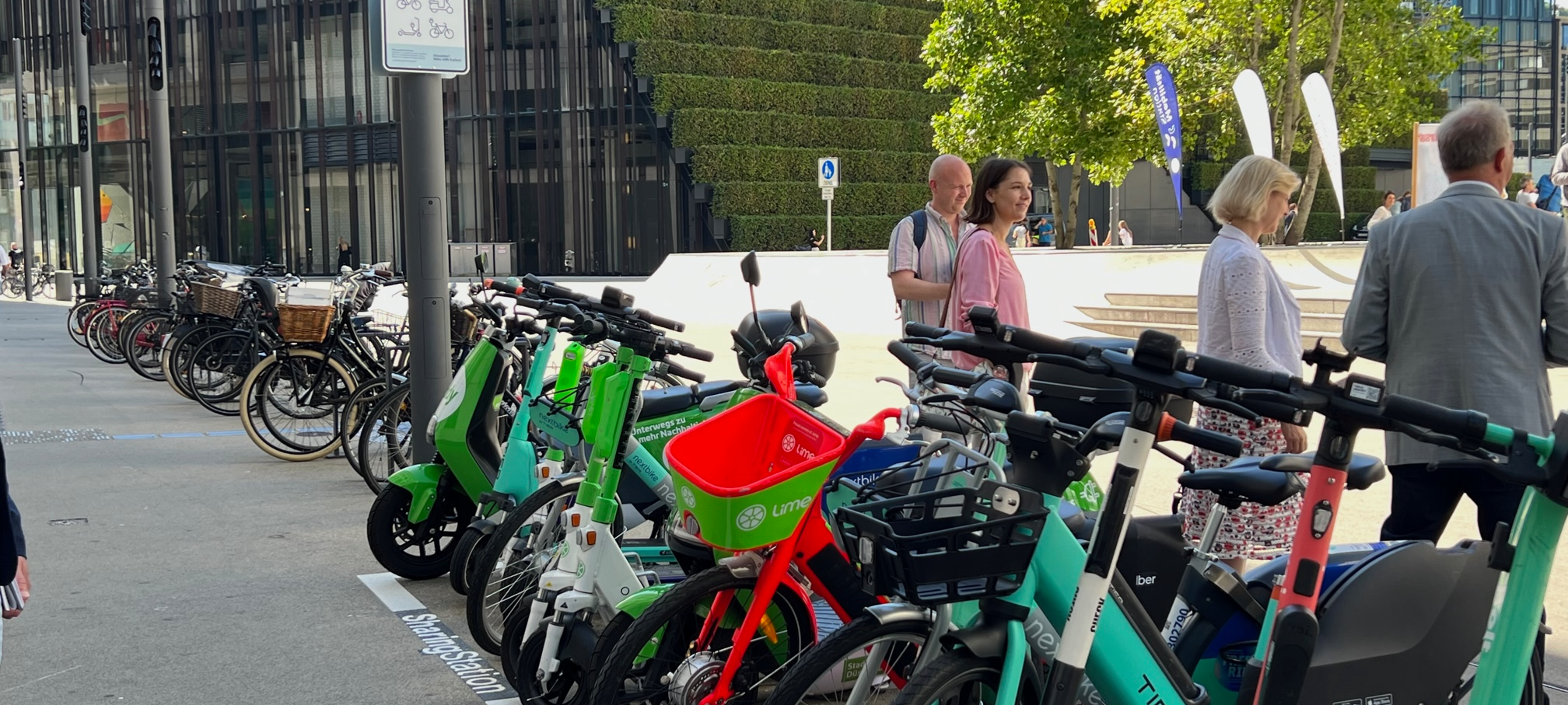Verkehrspläne im Düsseldorfer Rathaus