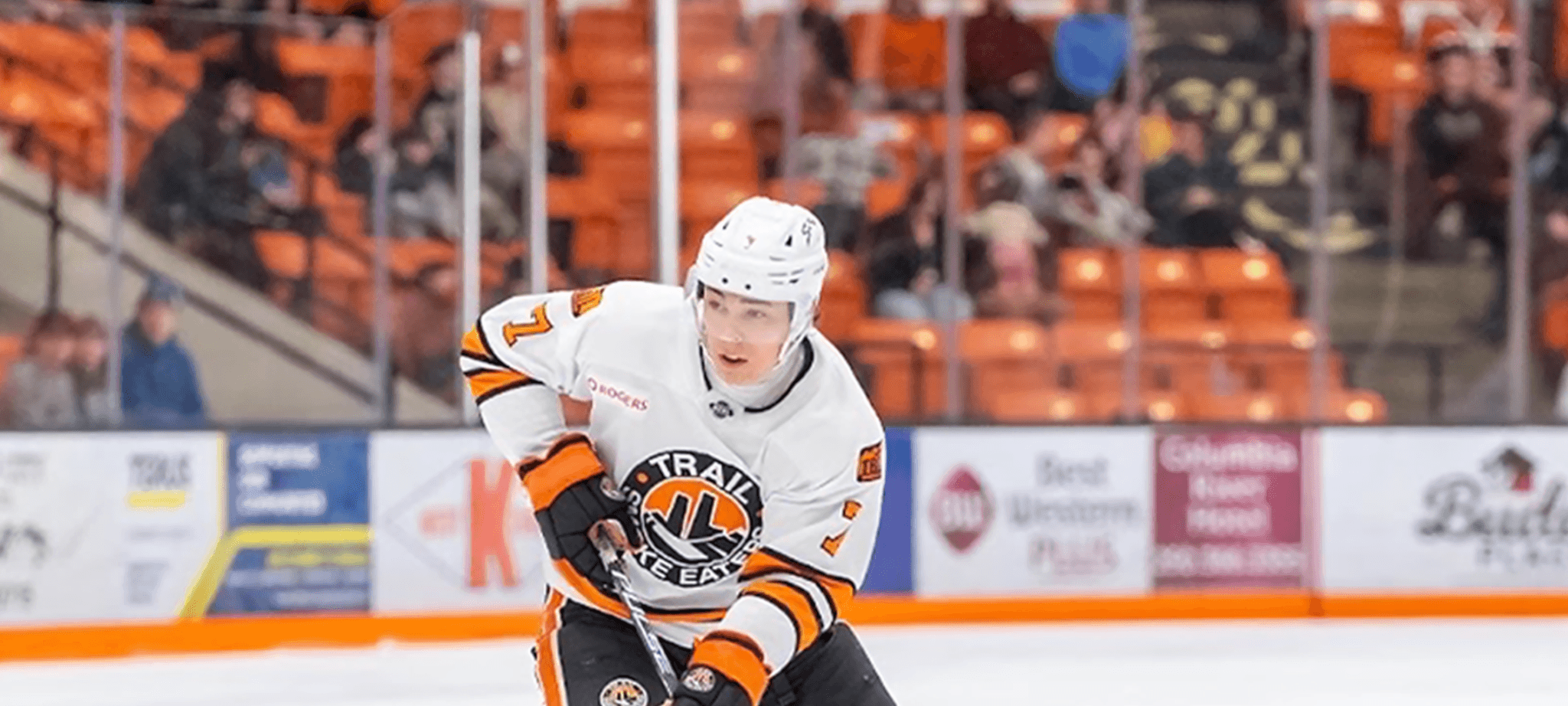 Der neue DEG-Spieler Max Hense im Trikot der Trail Smoke Eaters in der kanadischen BCHL.